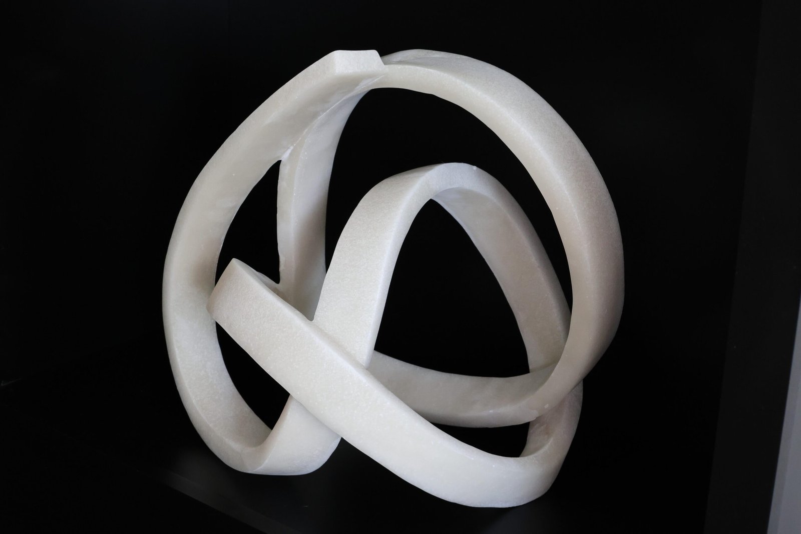 Vihaan Quartz Statuary